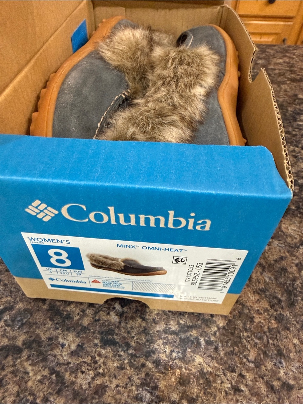 Columbia Women's Minx Slip-On Boots in Charcoal Gray and Brown